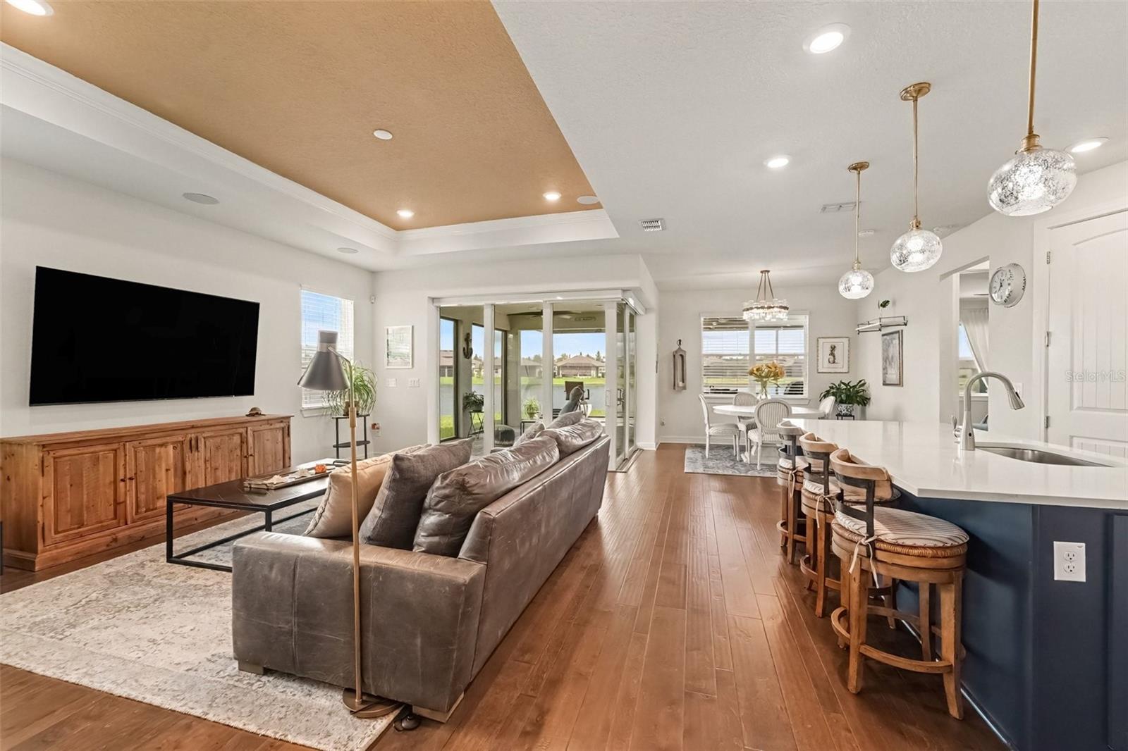 20544 SEA GLASS CIR