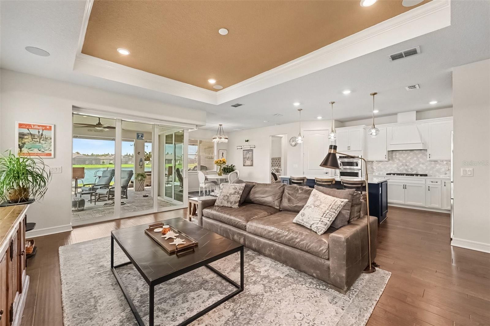 20544 SEA GLASS CIR