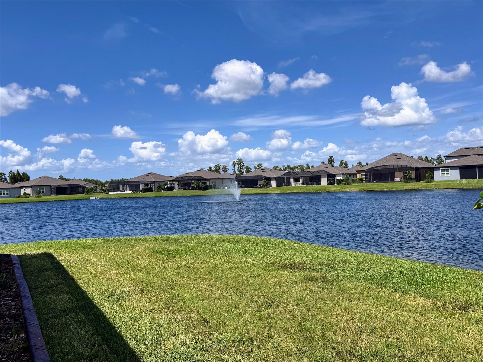 20544 SEA GLASS CIR