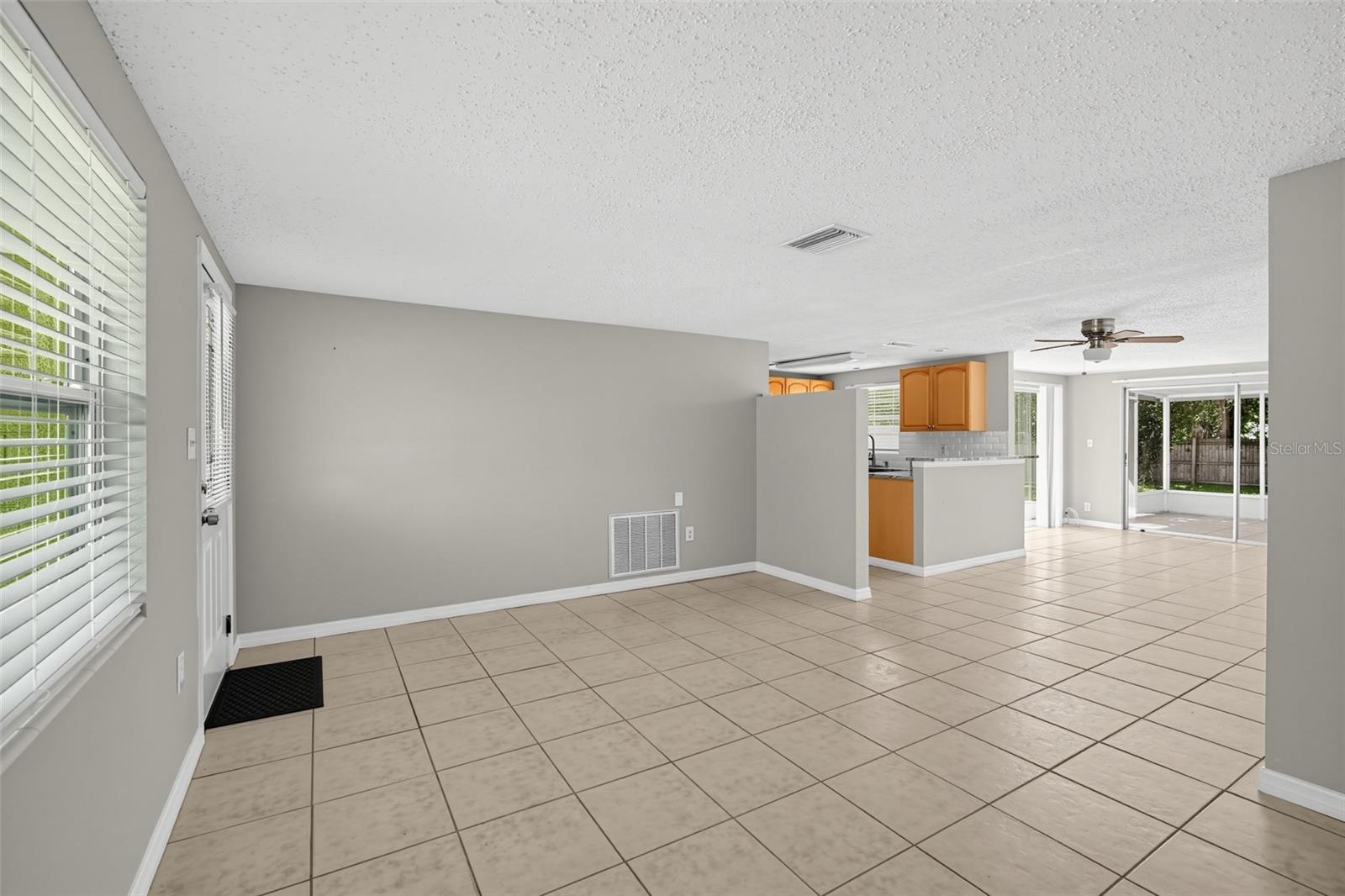 10701 OLEANDER DR