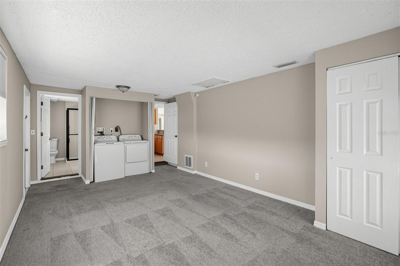 10701 OLEANDER DR