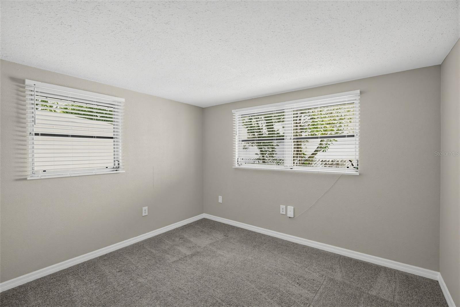 10701 OLEANDER DR