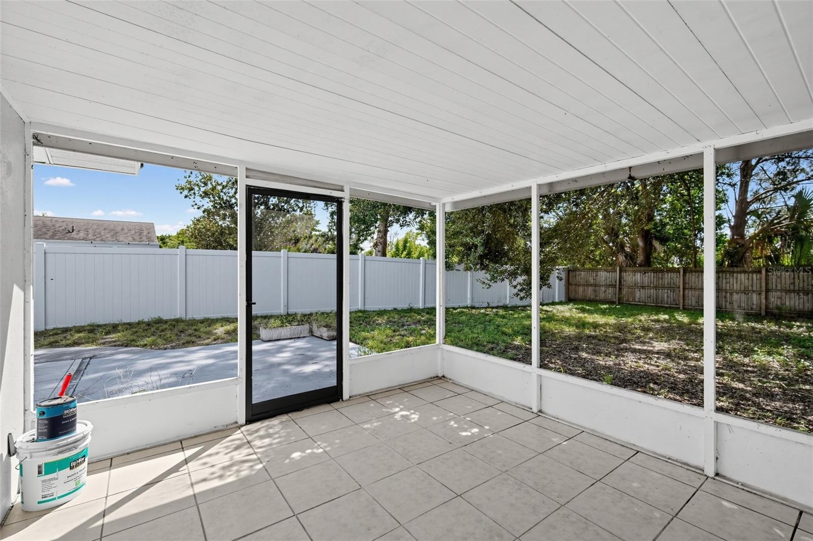 10701 OLEANDER DR