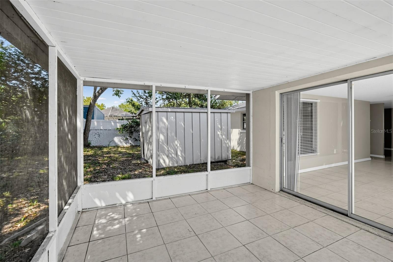 10701 OLEANDER DR