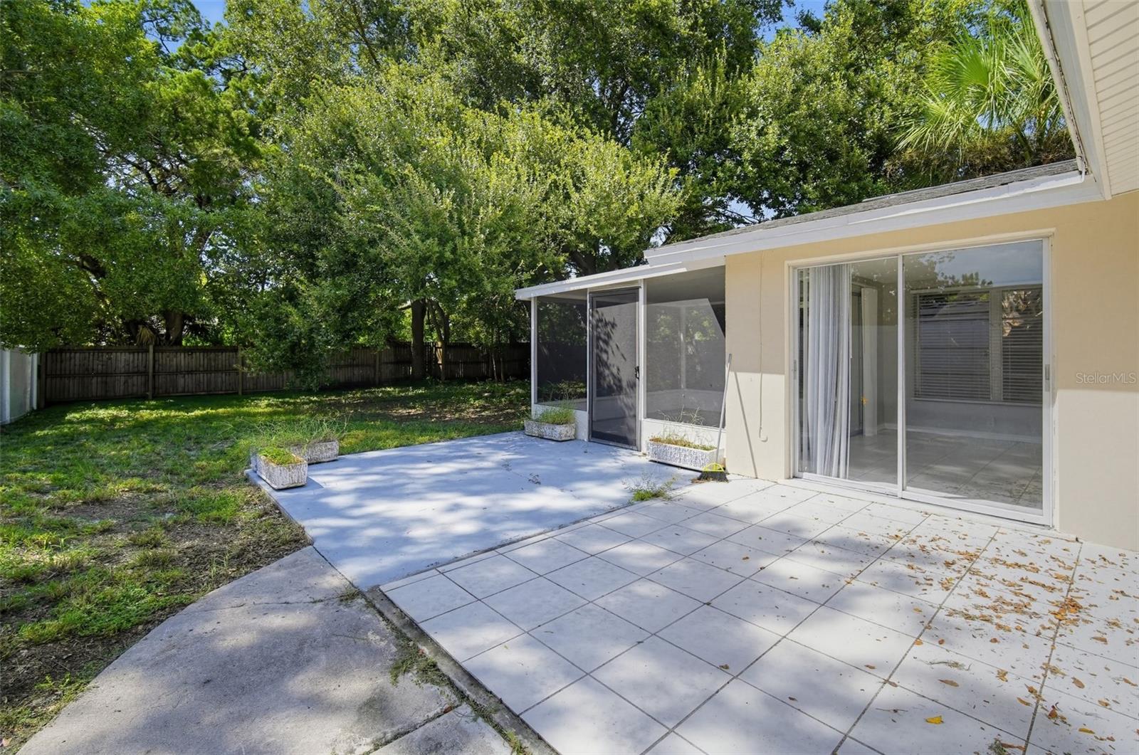 10701 OLEANDER DR