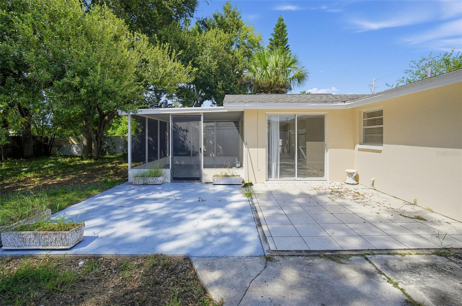 10701 OLEANDER DR