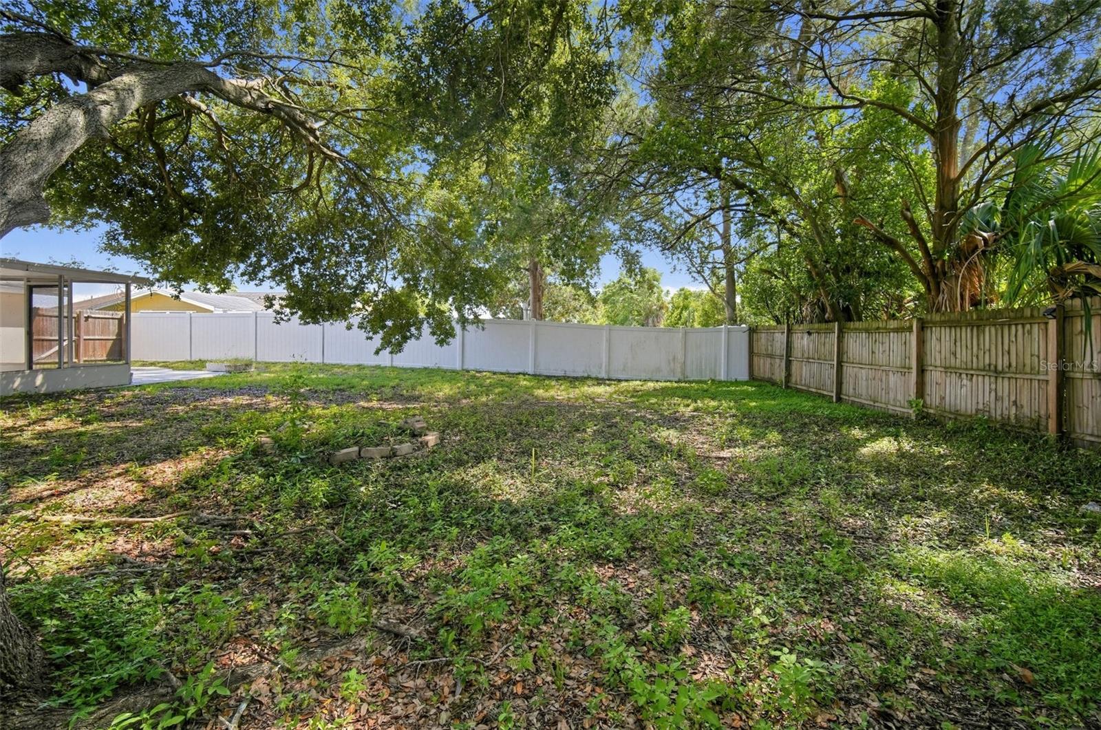 10701 OLEANDER DR