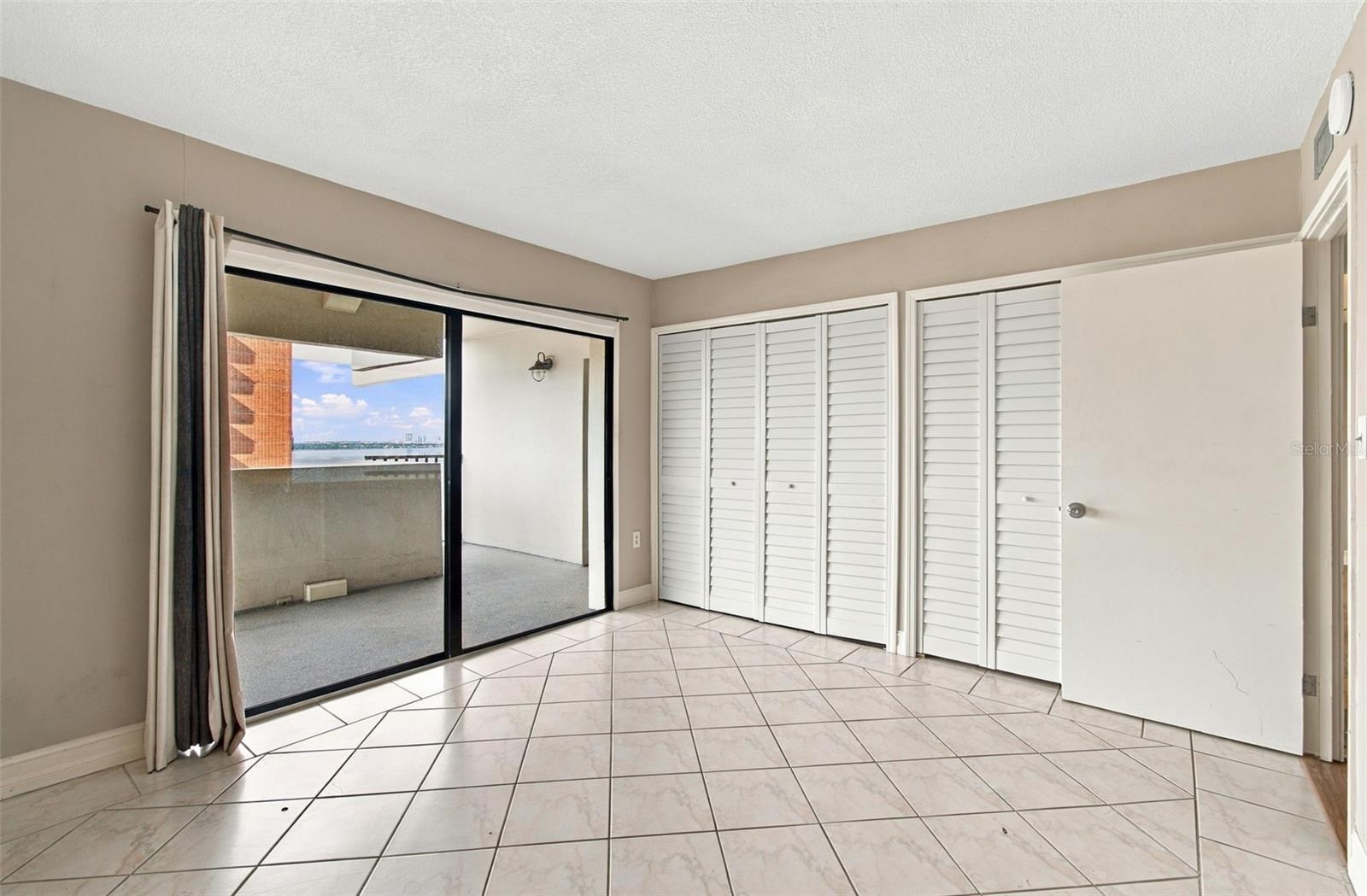 4141 BAYSHORE BLVD #1106