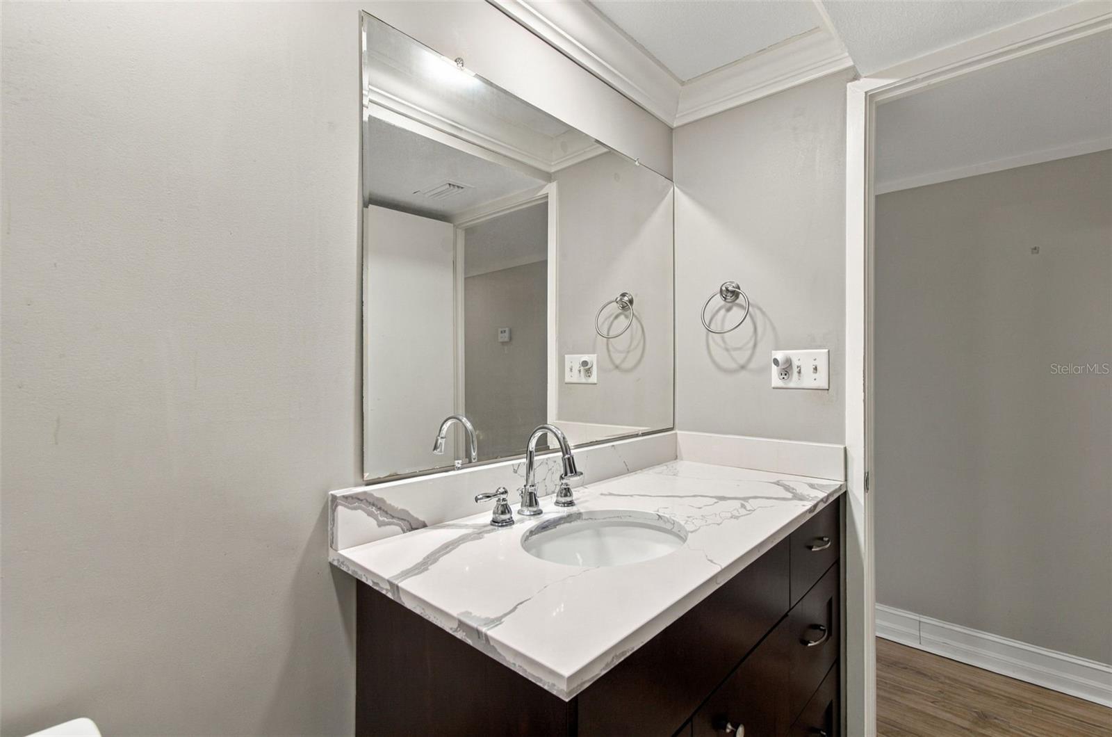 4141 BAYSHORE BLVD #1106