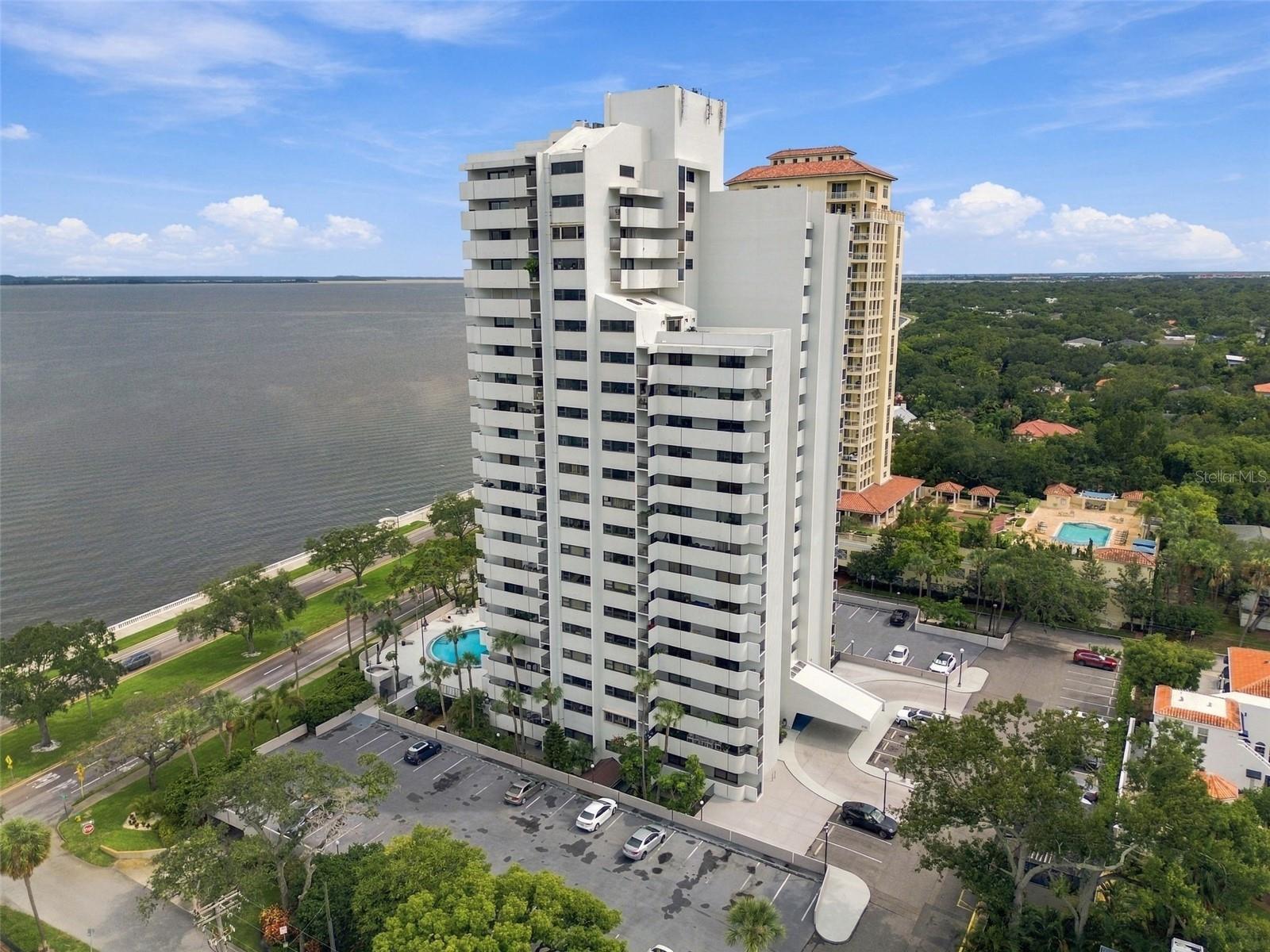 4141 BAYSHORE BLVD #1106