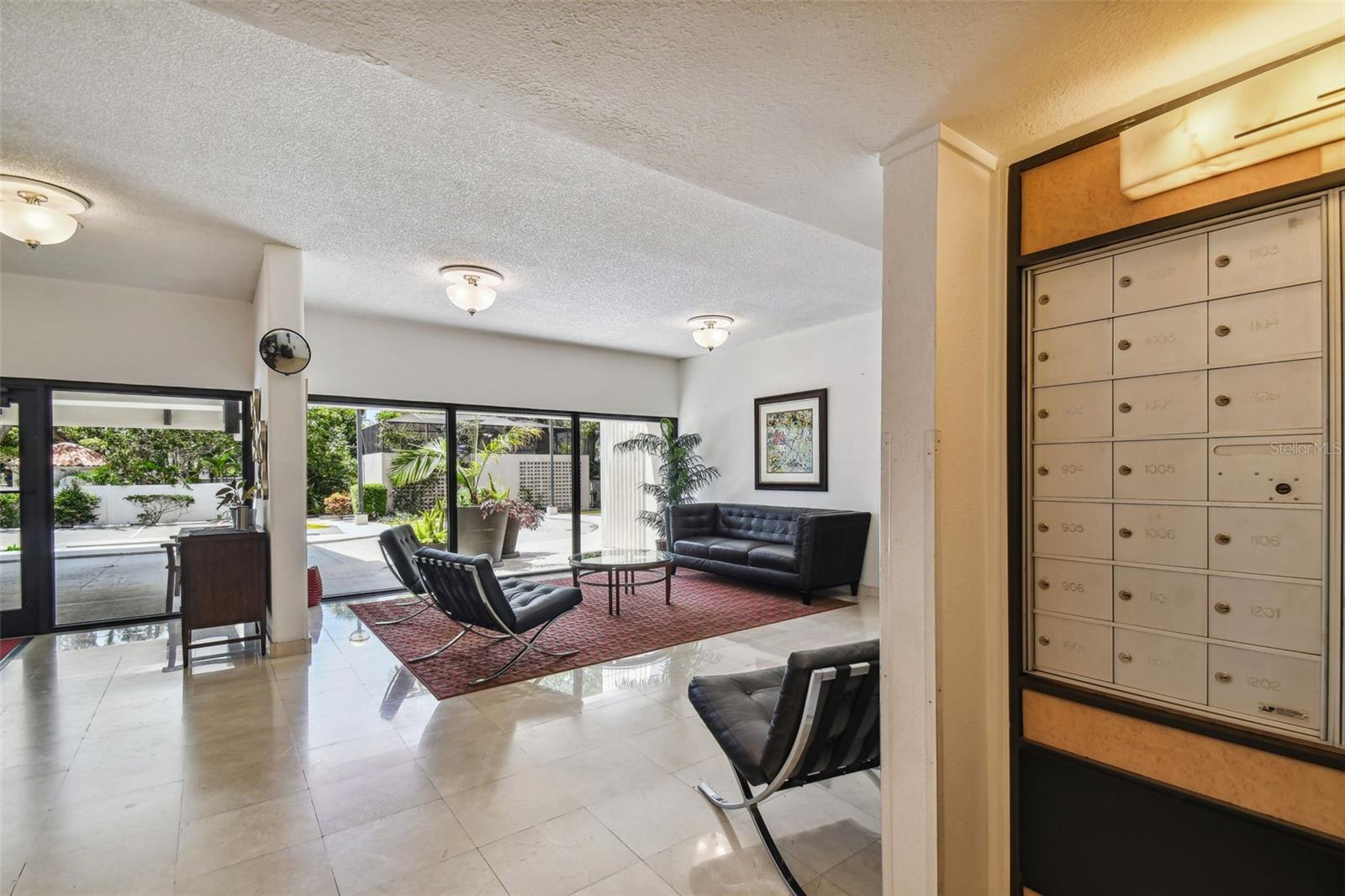 4141 BAYSHORE BLVD #1106