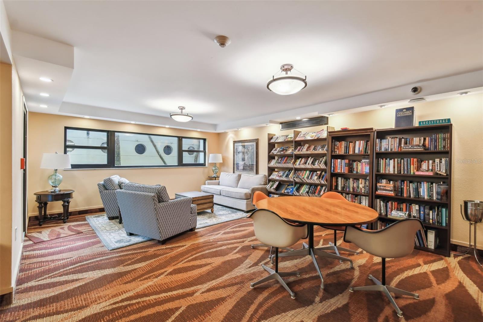 4141 BAYSHORE BLVD #1106