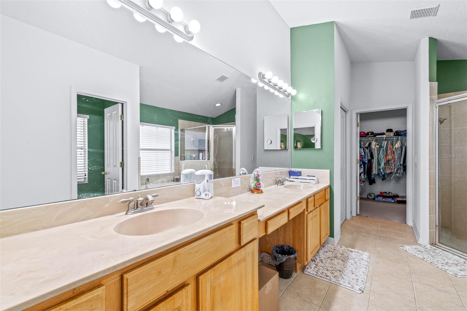 7113 CROMWELL PARK LN