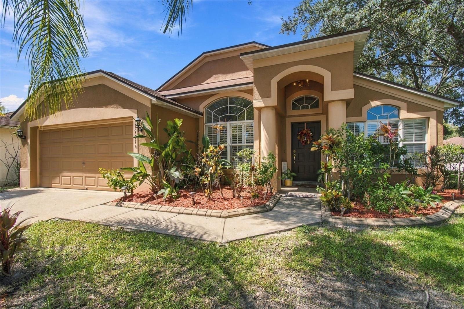 19014 Silverbrook Dr, Tampa