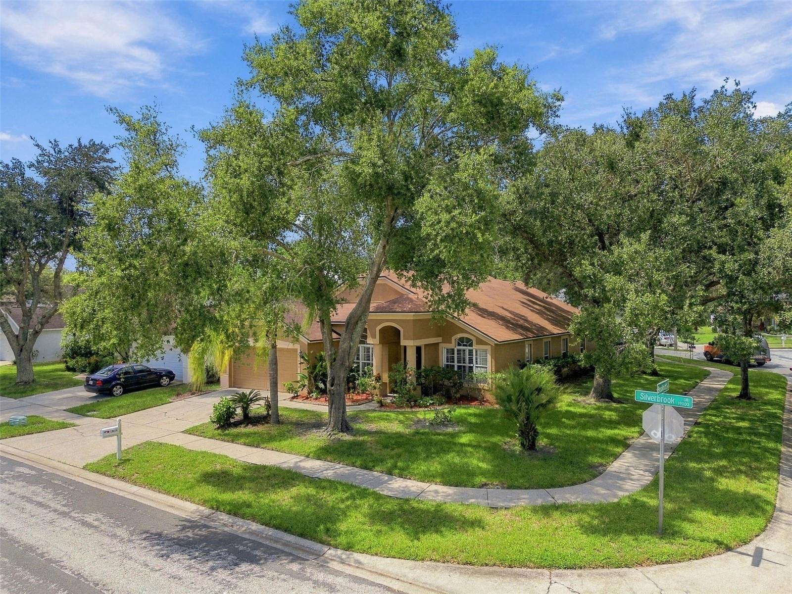 19014 SILVERBROOK DR