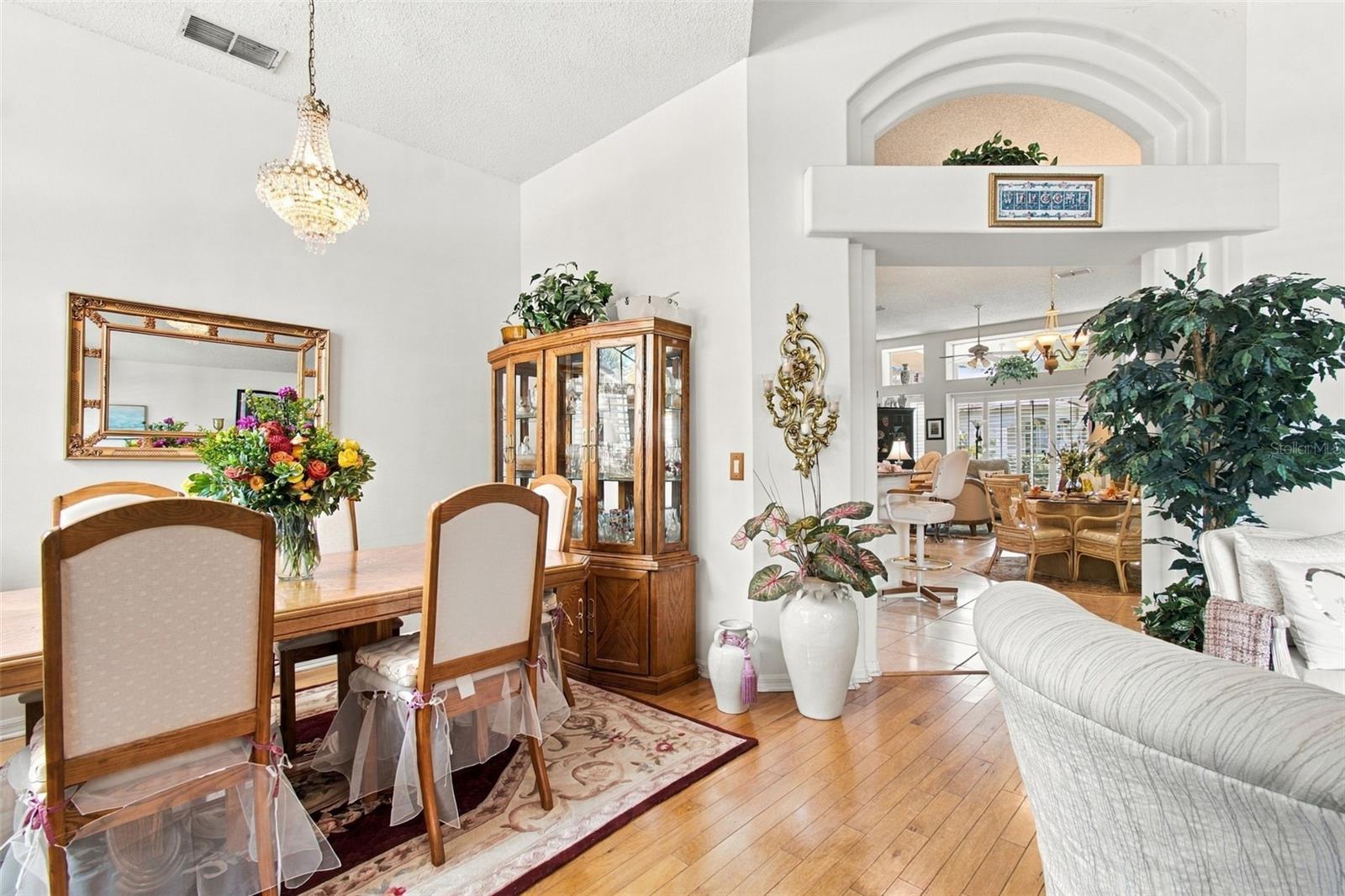 19014 SILVERBROOK DR