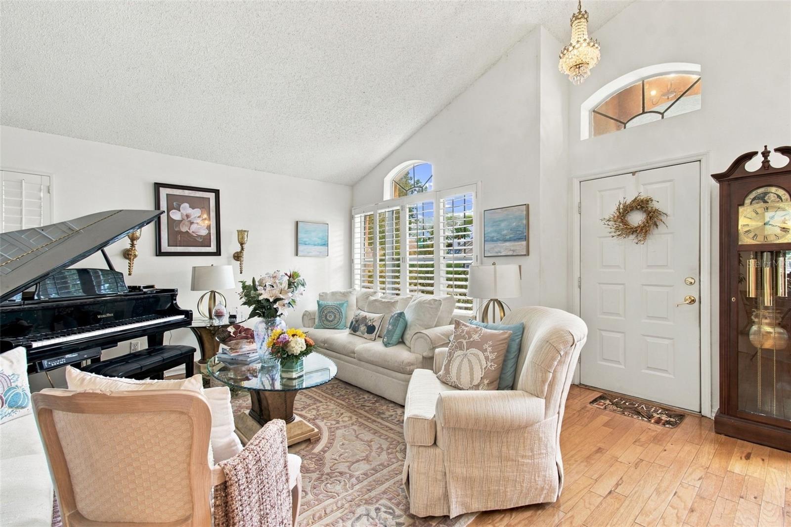19014 SILVERBROOK DR