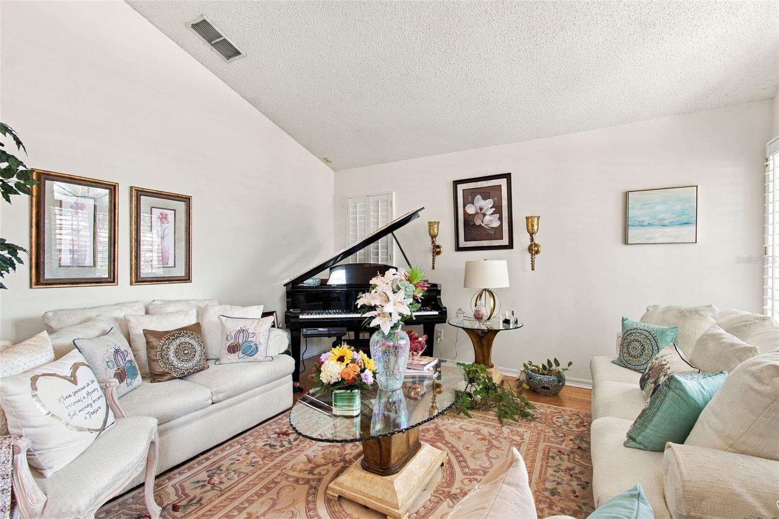 19014 SILVERBROOK DR