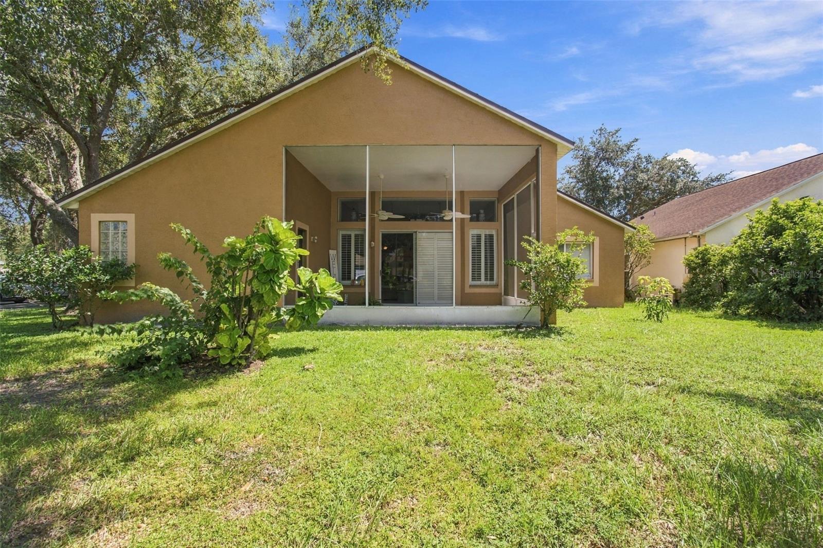 19014 SILVERBROOK DR
