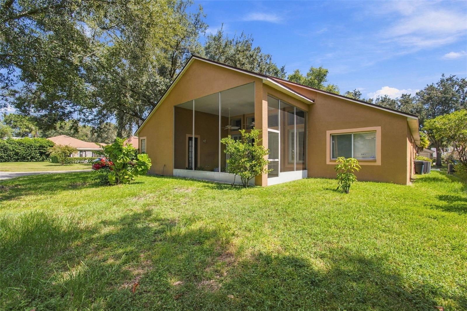 19014 SILVERBROOK DR