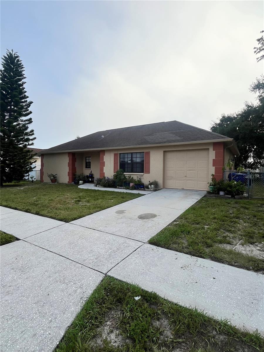 1238 FUCHSIA DR