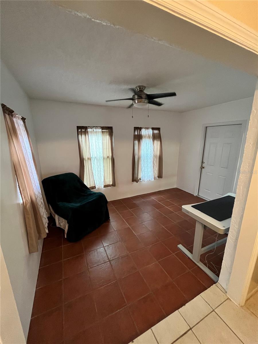 1238 FUCHSIA DR