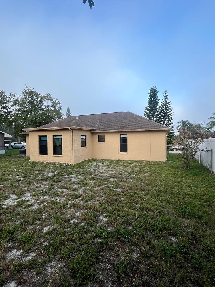 1238 FUCHSIA DR