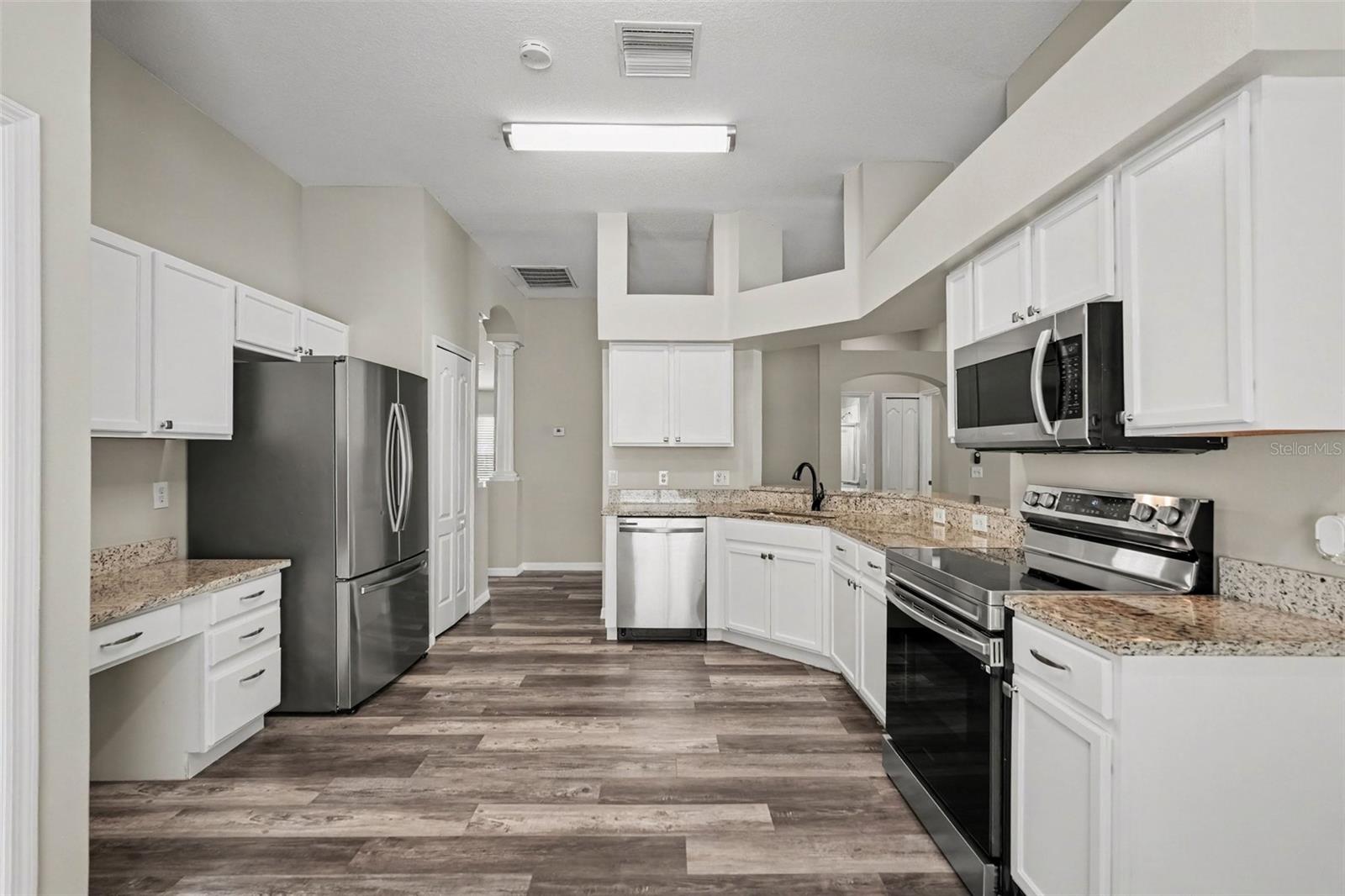 4204 MORNING BREEZE CT