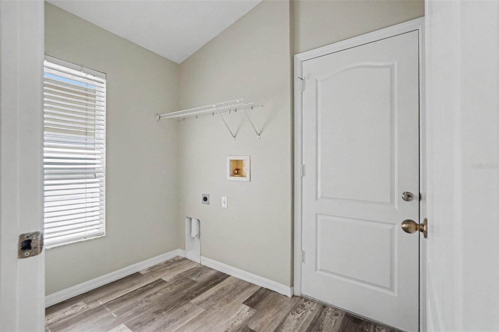 4204 MORNING BREEZE CT
