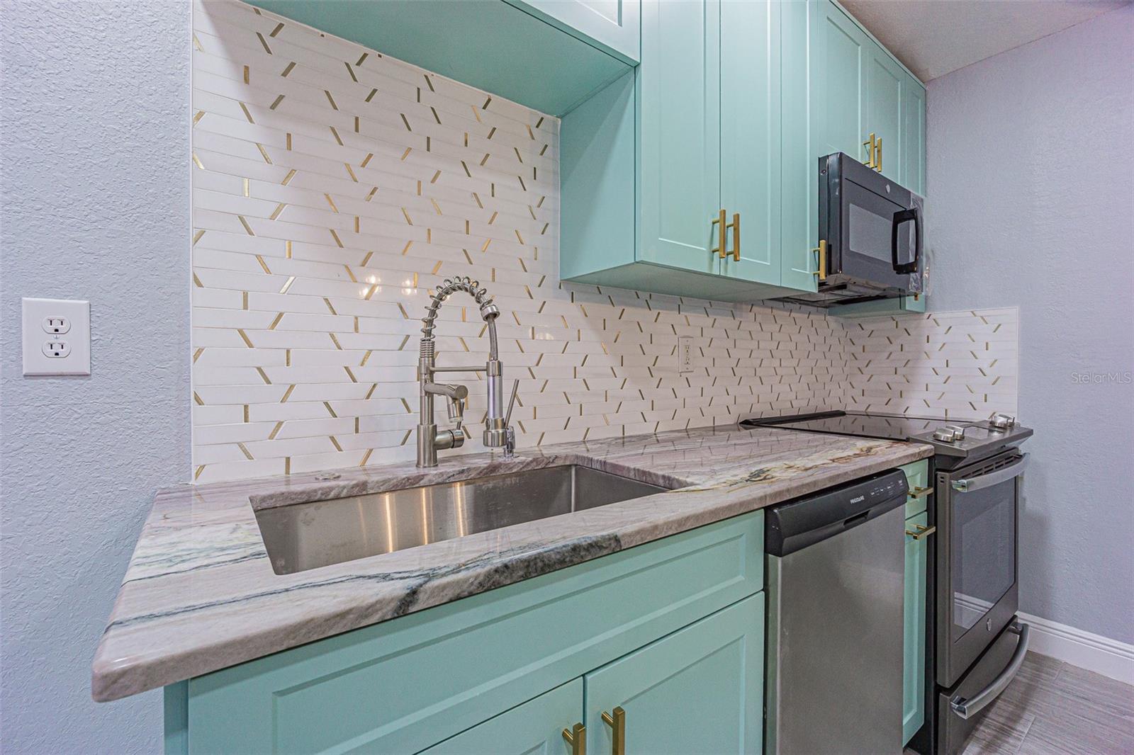 11363 COCOA BEACH DR