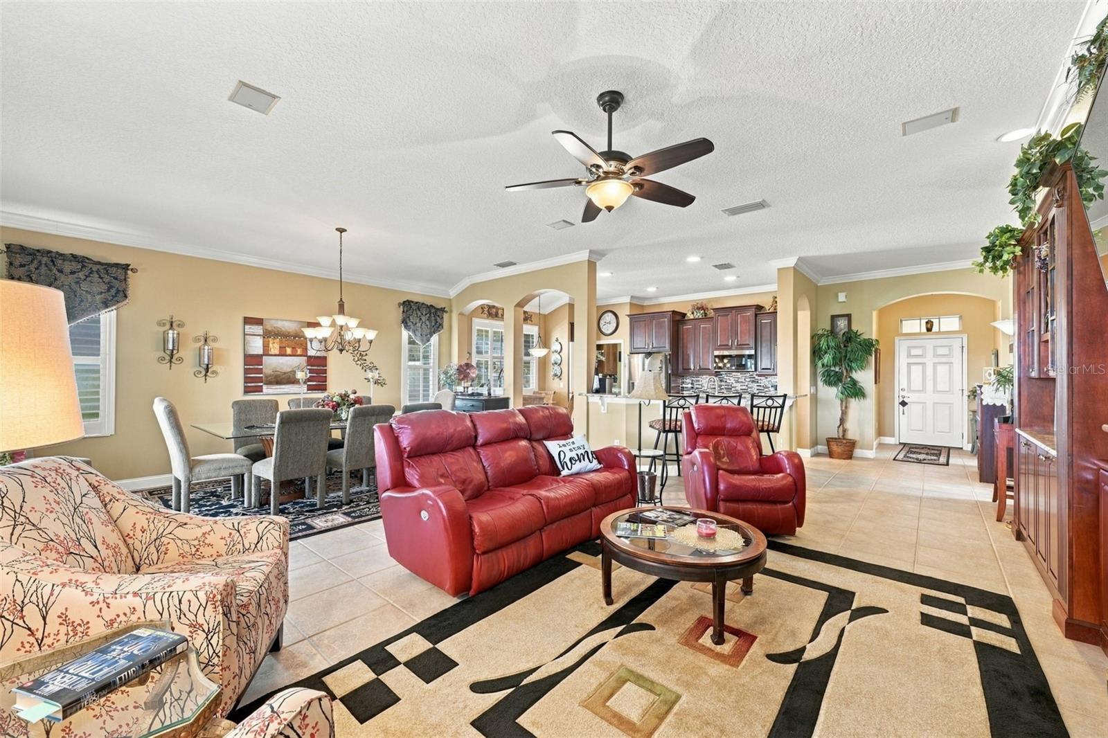 1106 EMERALD DUNES DR