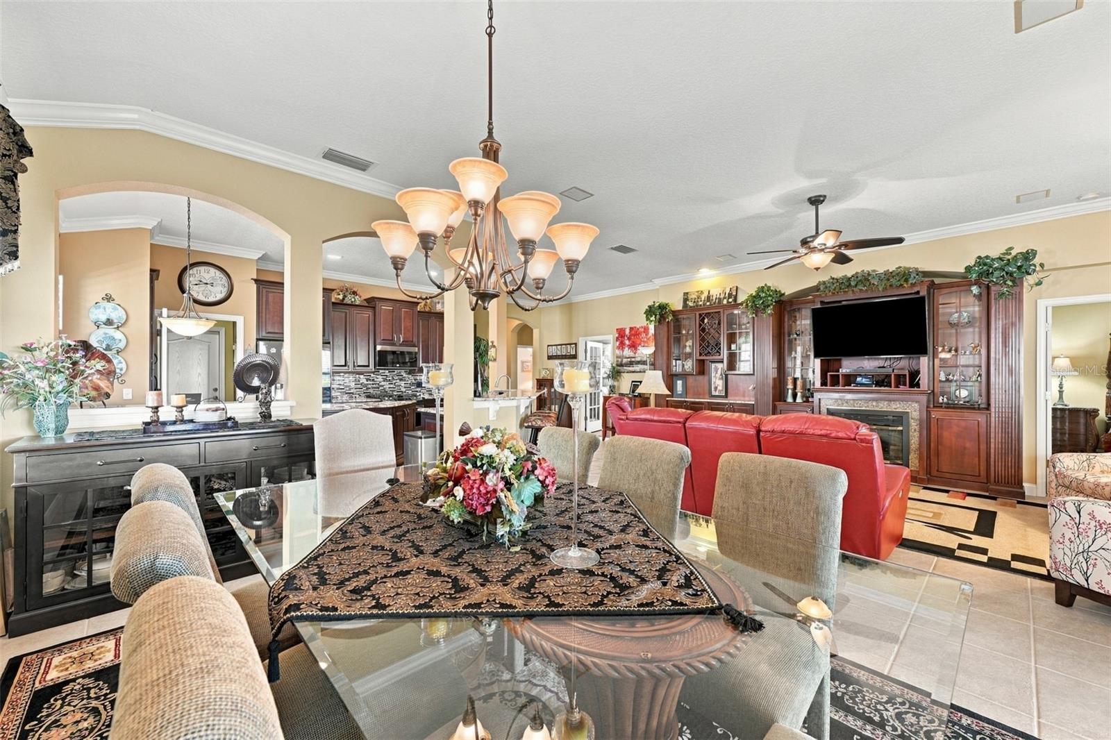 1106 EMERALD DUNES DR