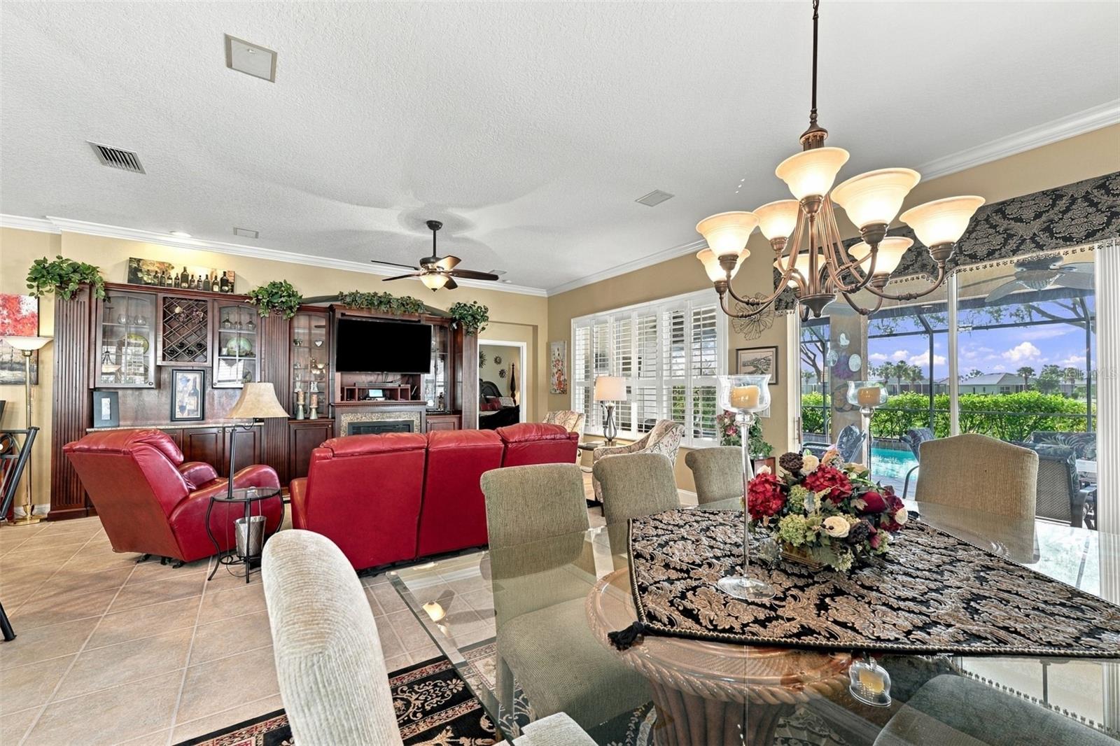 1106 EMERALD DUNES DR