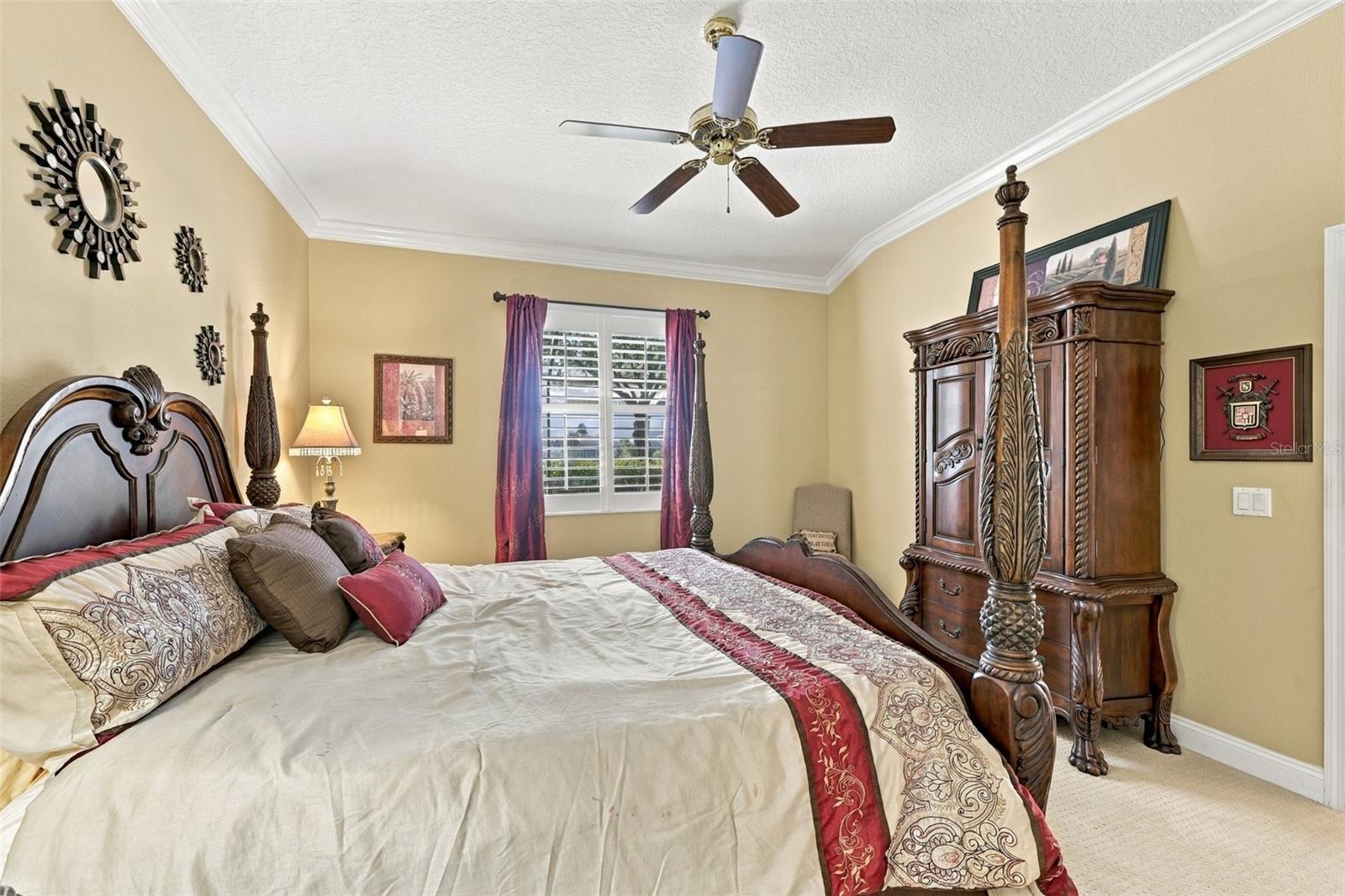 1106 EMERALD DUNES DR