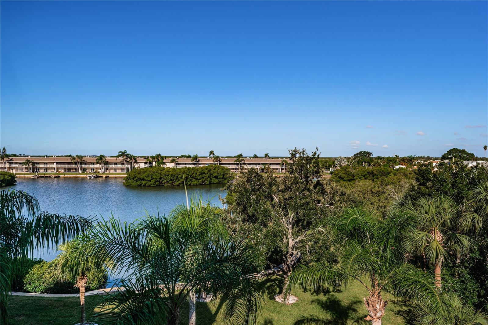 4324 SPINNAKER COVE LN