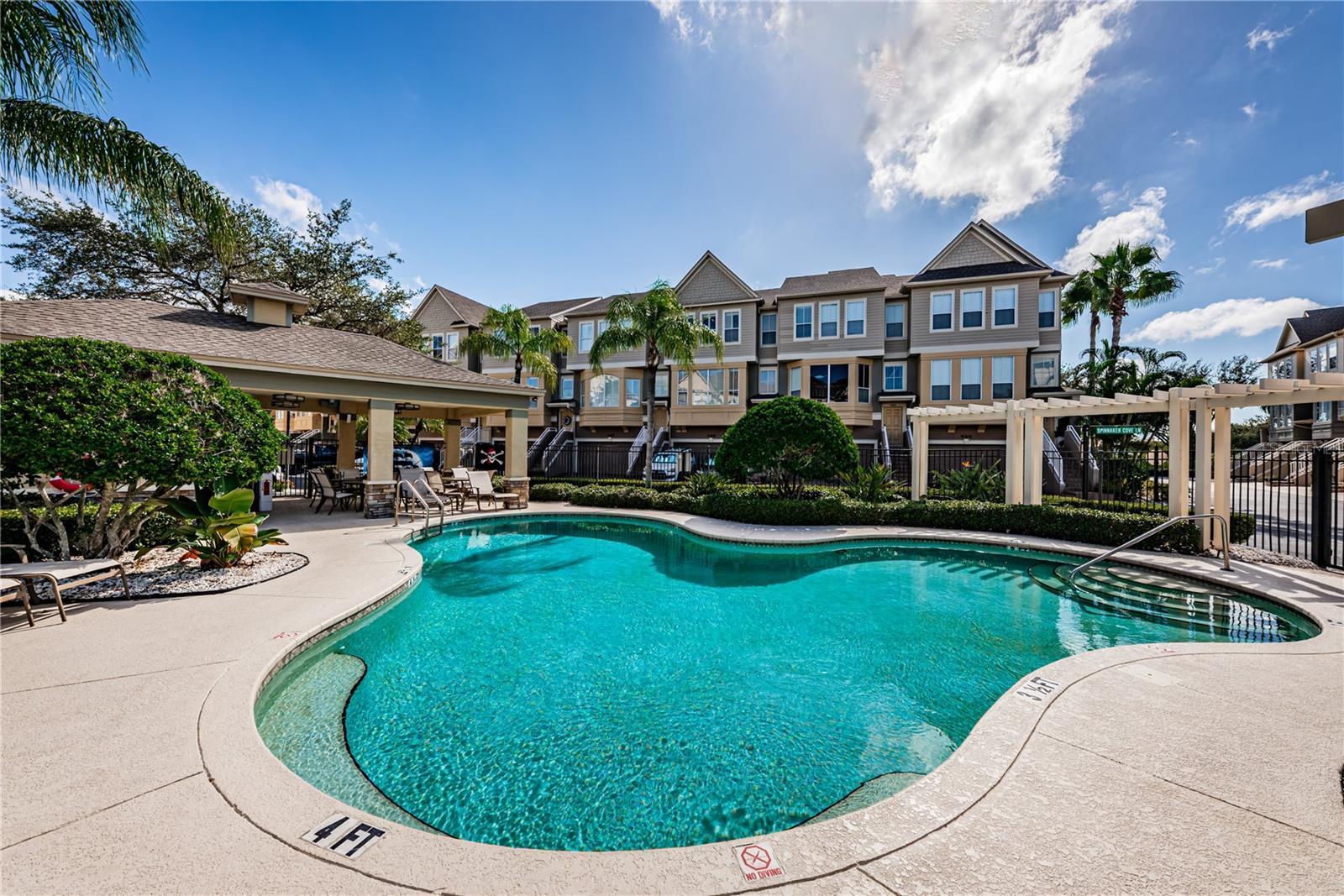 4324 SPINNAKER COVE LN