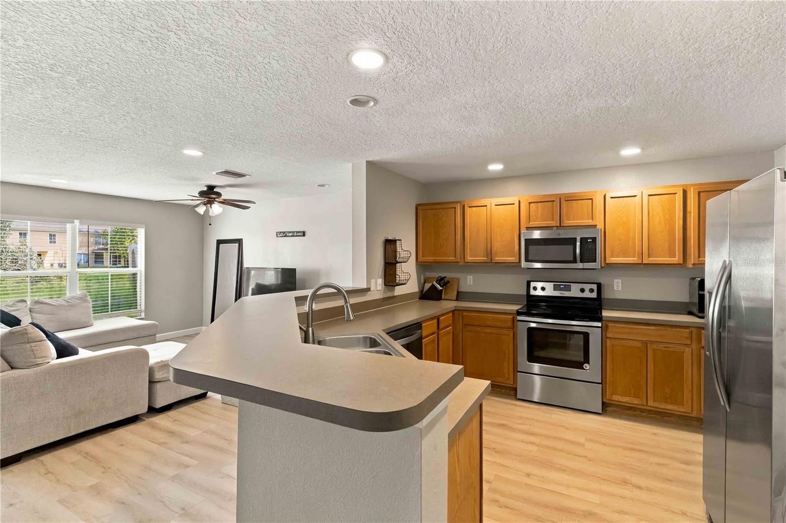 10810 JOHANNA AVE