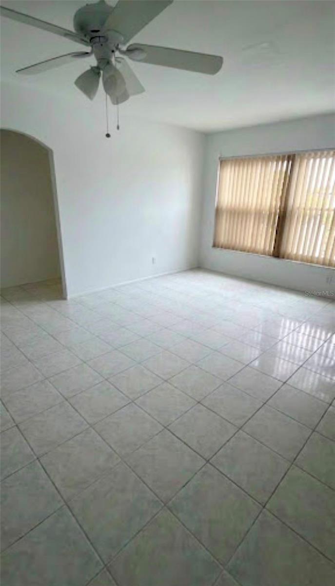8345 FOX HOLLOW DR