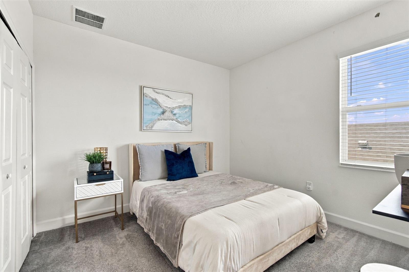 5453 DEL CORONADO DR