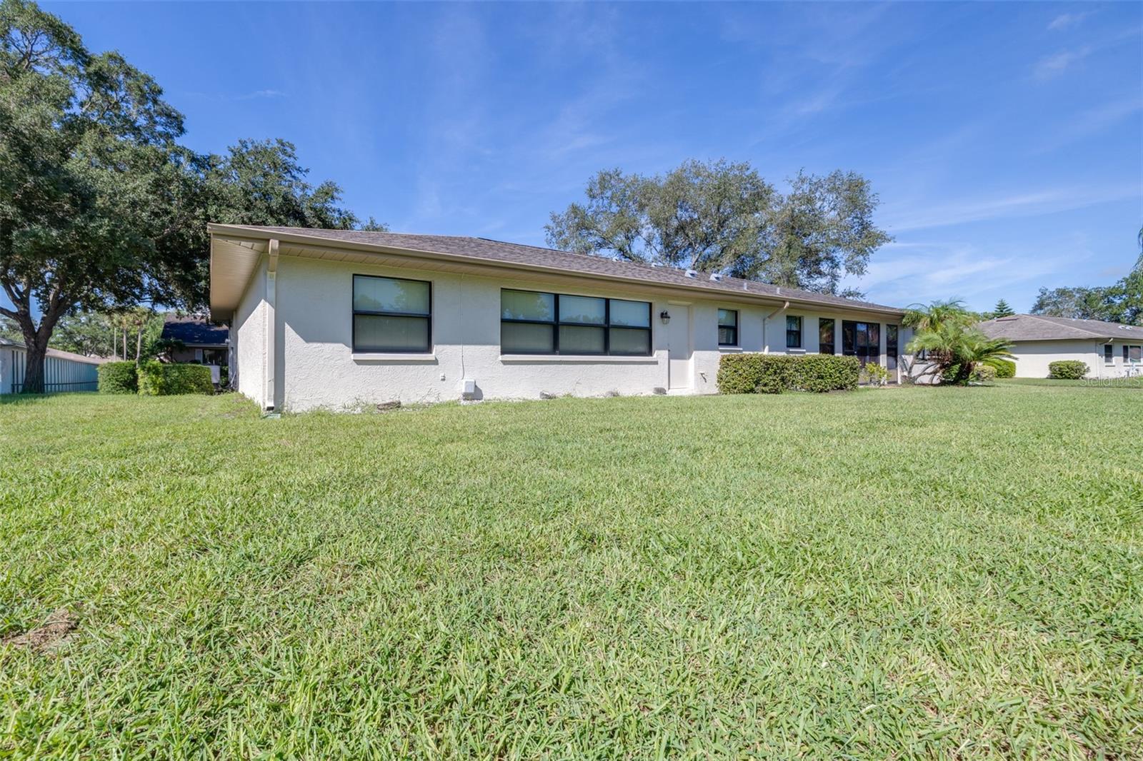 1521 LELAND DR
