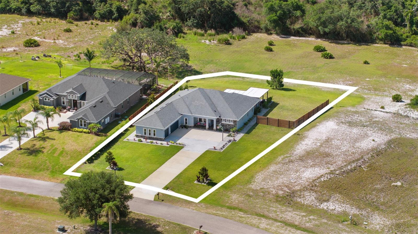 5118 LAKE TOSCANA DR