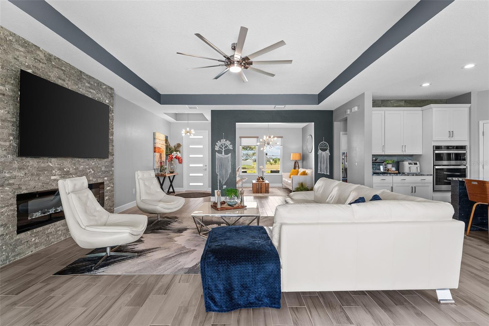 5118 LAKE TOSCANA DR