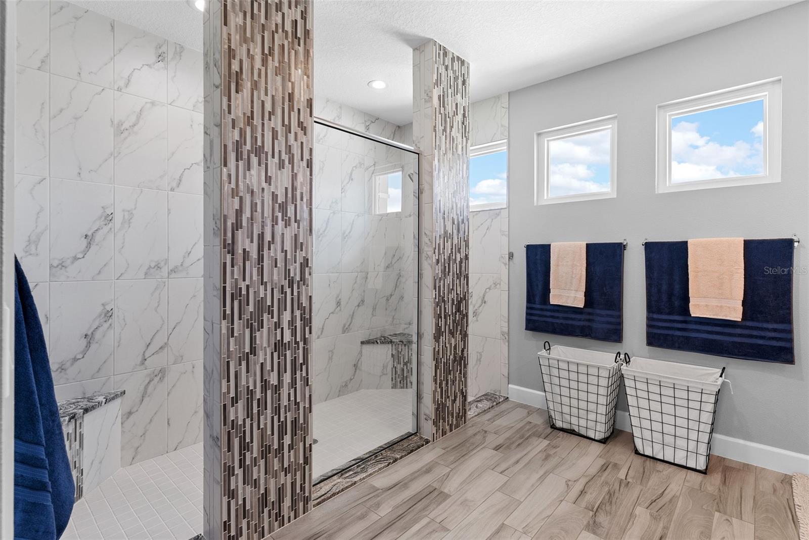 5118 LAKE TOSCANA DR