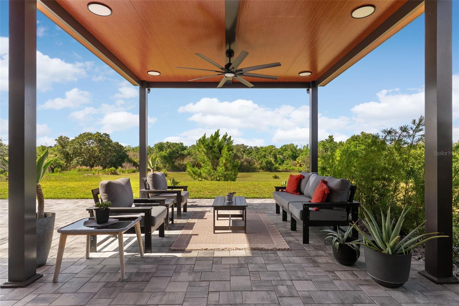 5118 LAKE TOSCANA DR