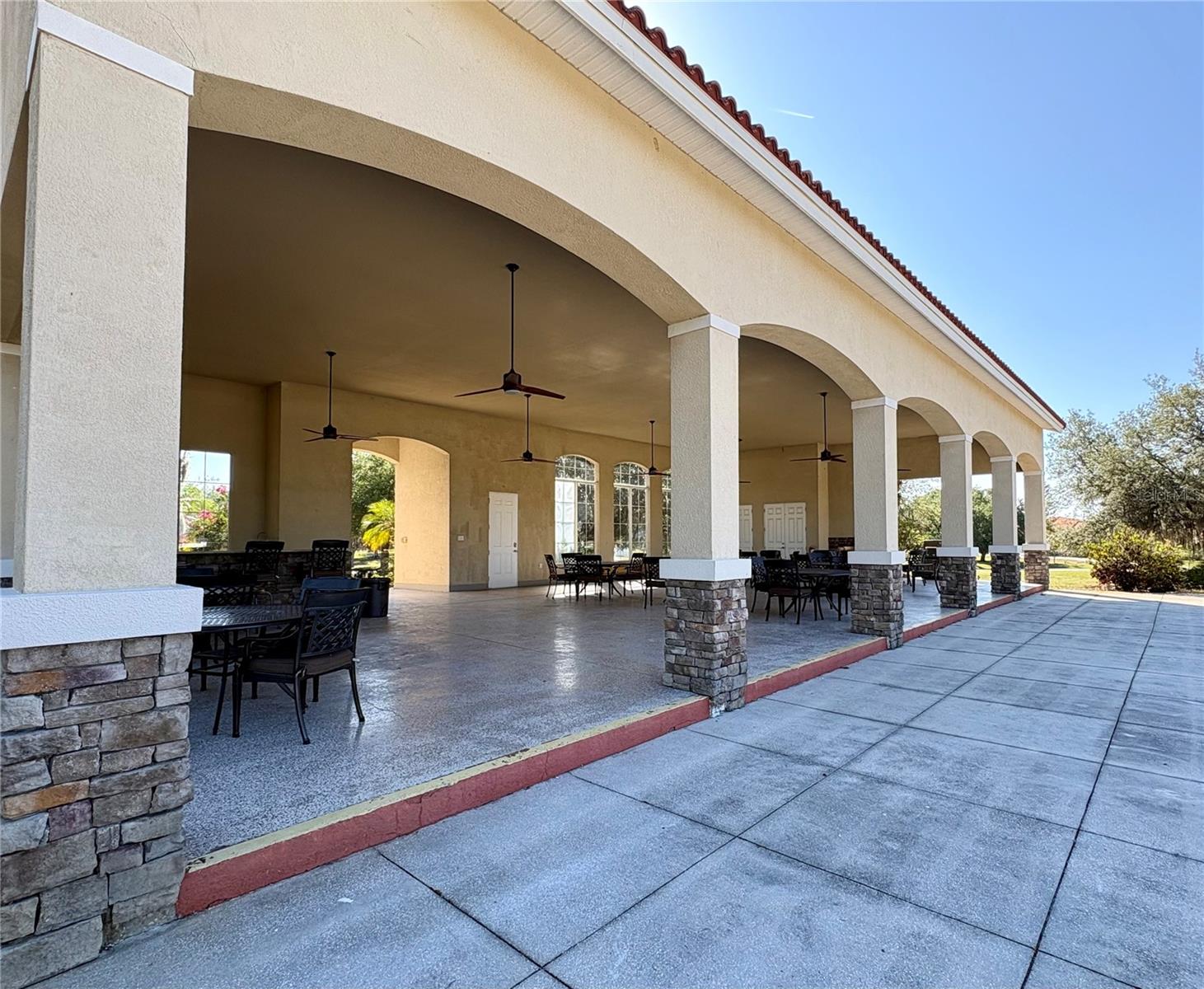 5118 LAKE TOSCANA DR