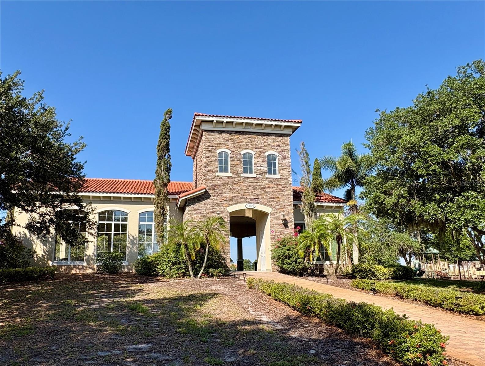 5118 LAKE TOSCANA DR
