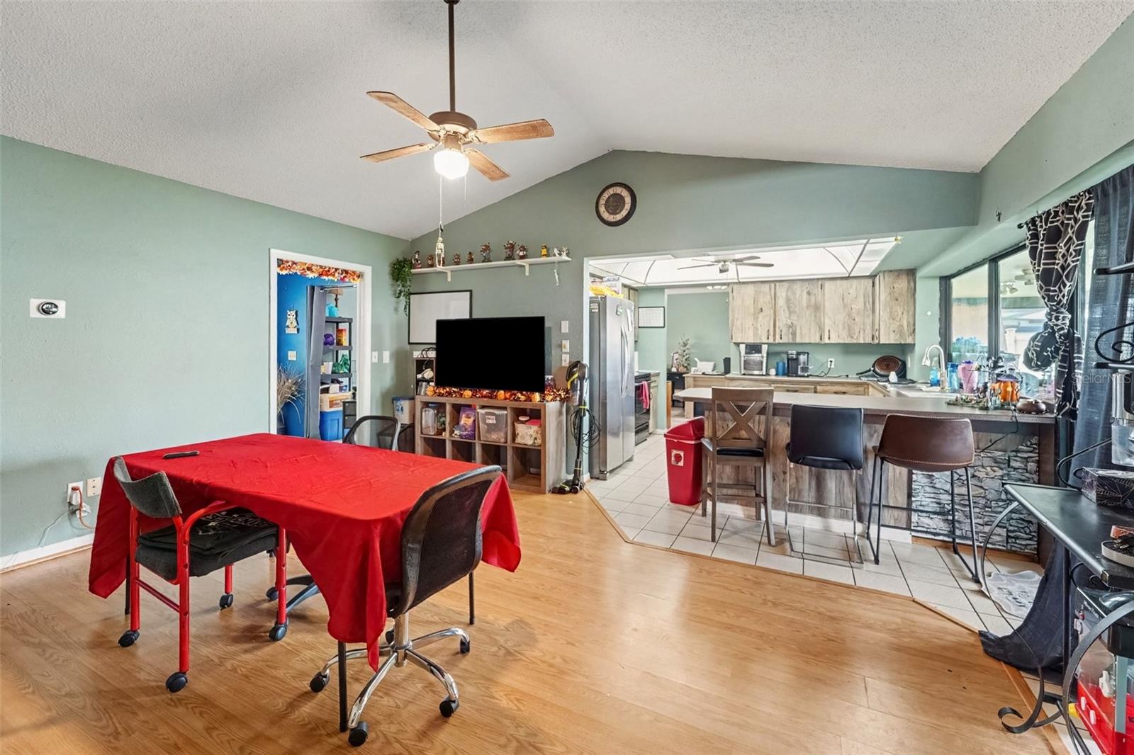 7606 WILLOW BROOK CT