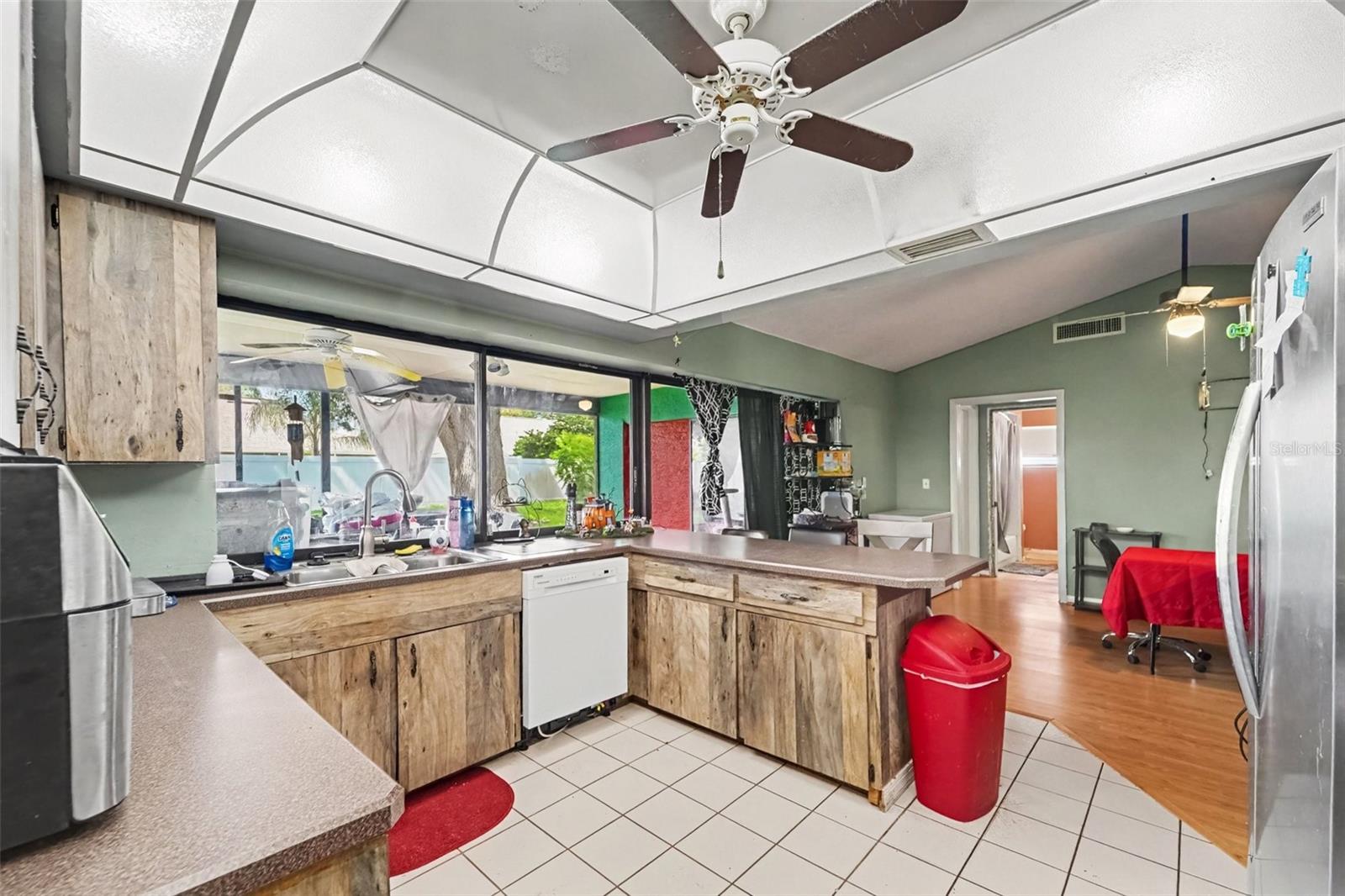 7606 WILLOW BROOK CT