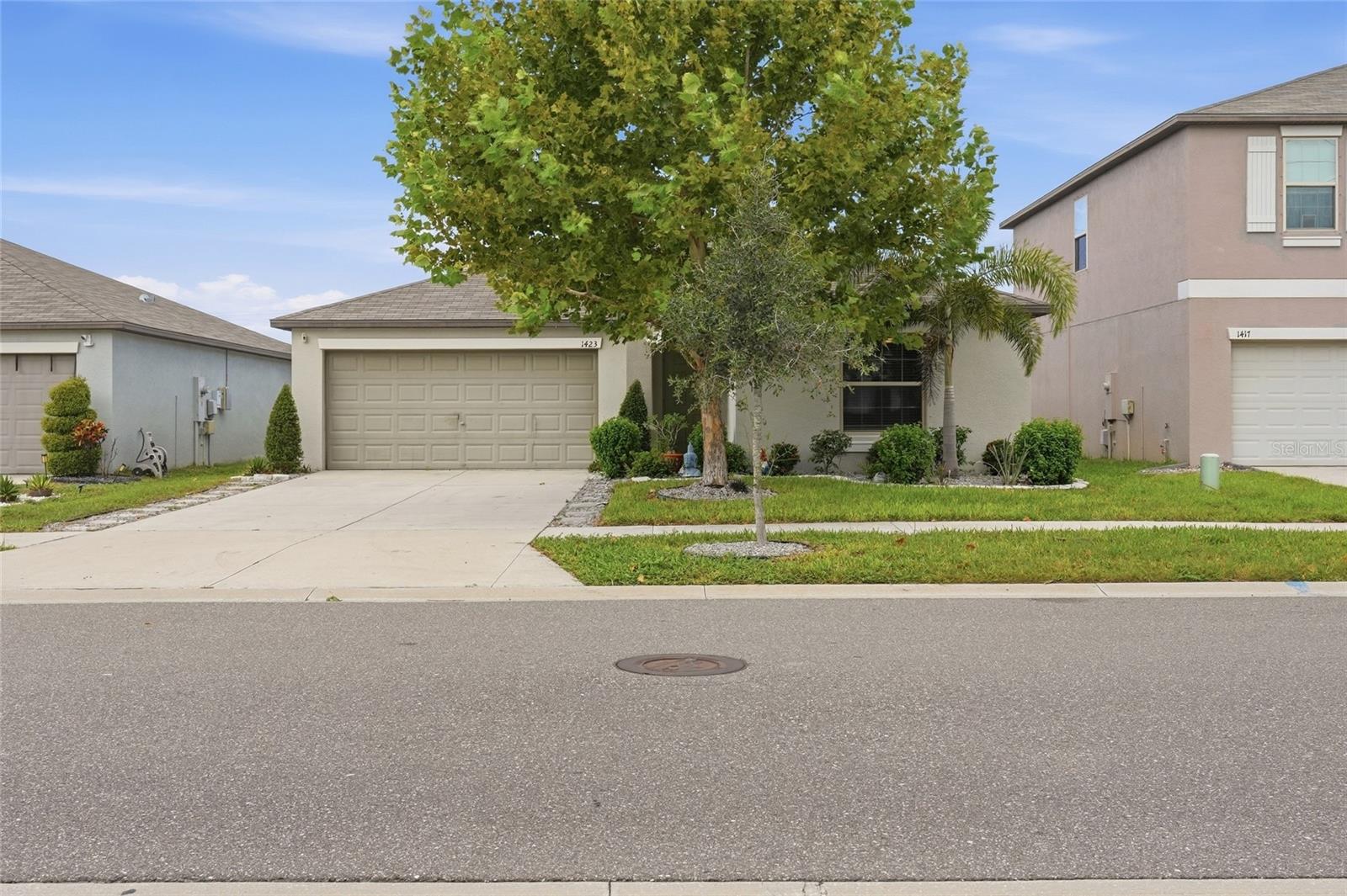 1423 GOLDEN GLOW DR