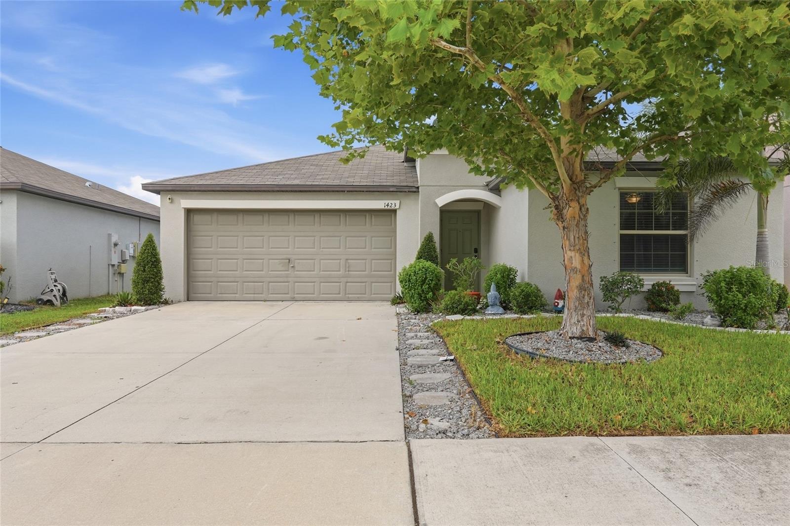 1423 GOLDEN GLOW DR